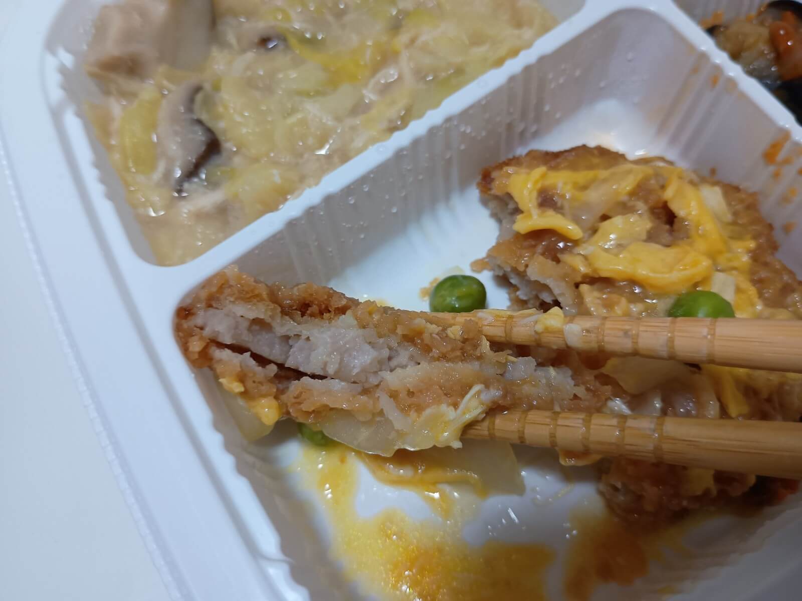 糖15)ヒレカツの玉子とじ弁当7