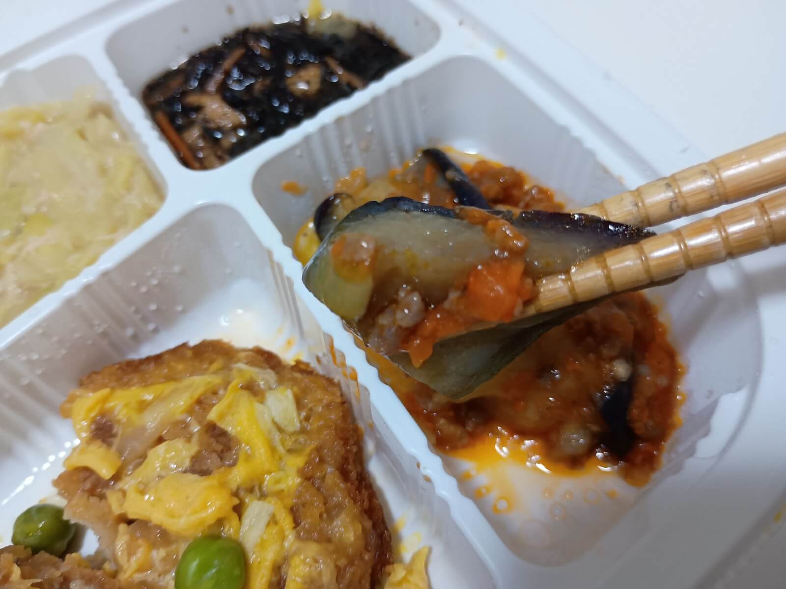 糖15)ヒレカツの玉子とじ弁当8