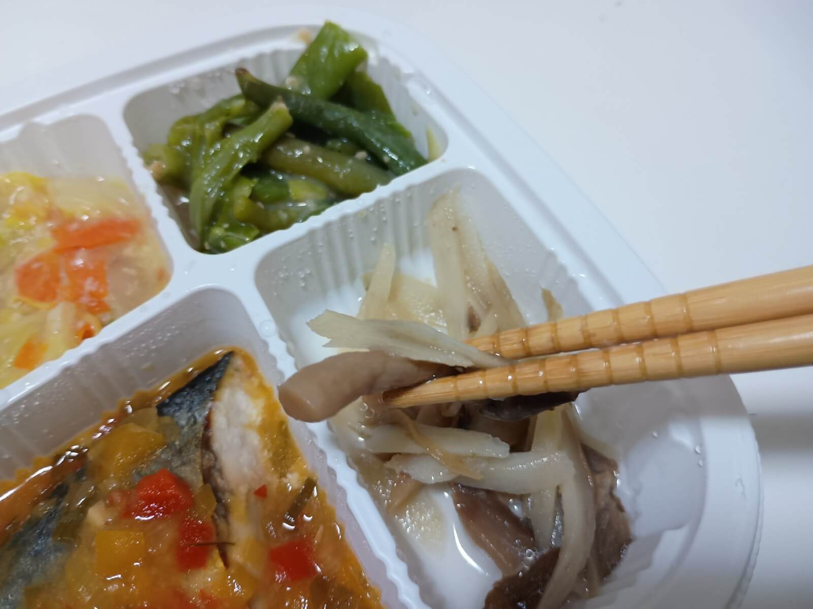 糖15)サバの香味野菜ソース弁当9